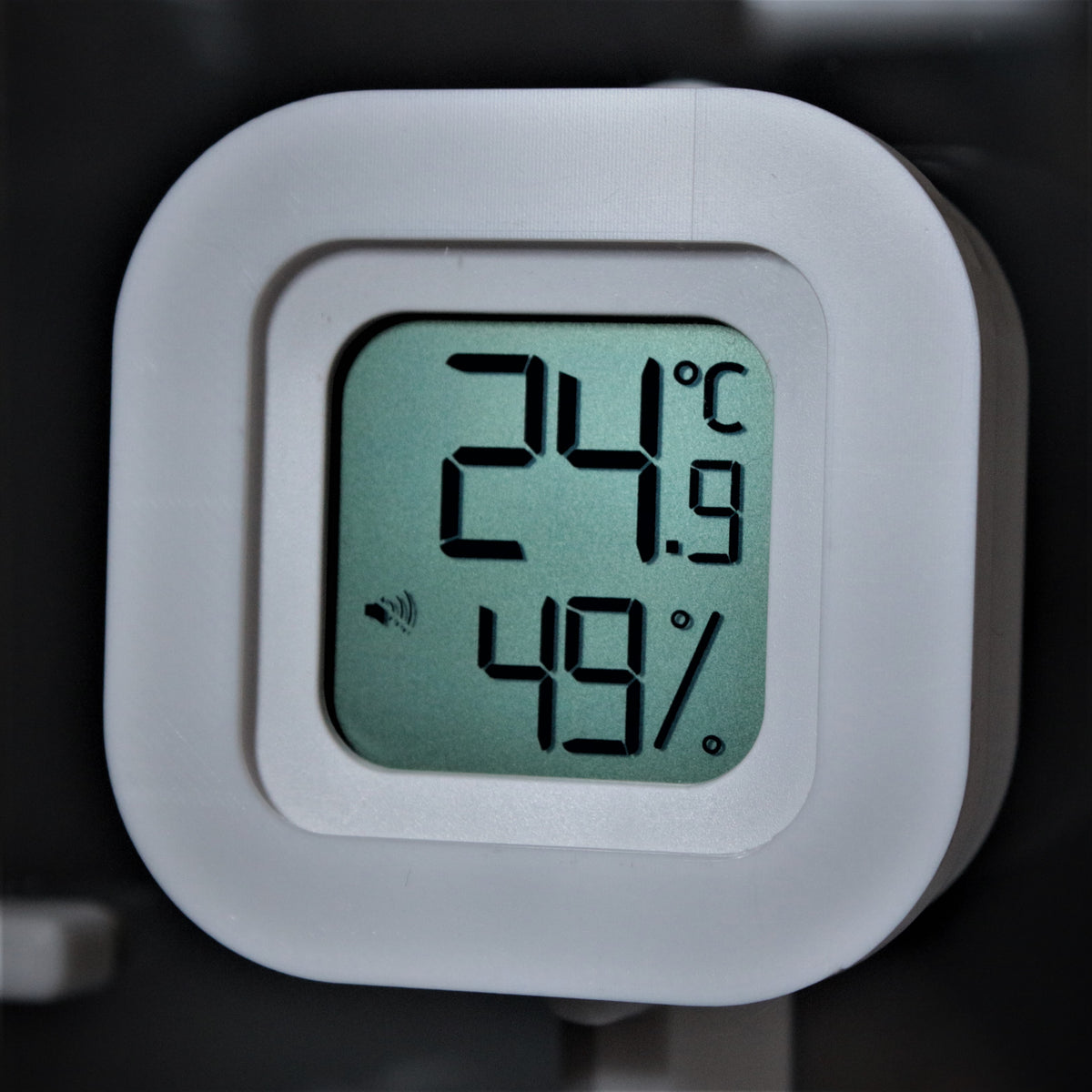 WTH300 - BLE Temperature and Humidity Sensor